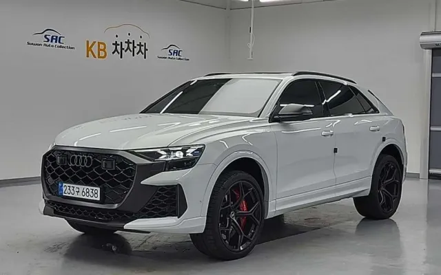 인천중고차믿을만한곳 RSQ8 퍼포먼스 매물 사진 7 - 2025/09 5,385km